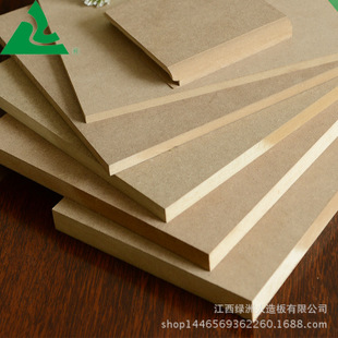 江西綠洲松雜剝皮E0板4x8尺（9、12、15、18mm）